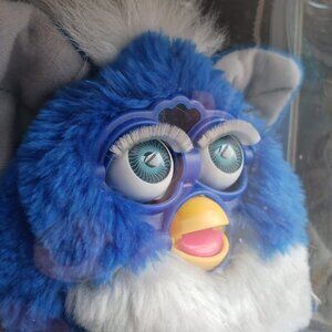 Vintage "Year 2000 Furby / Millenium Furby V2" (Vers. 2), Special Edition NRFB